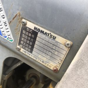 Xe nâng dầu 2.5 tấn Komatsu FD25C-15