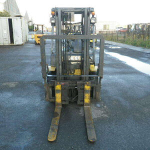 Xe nâng dầu 2.5 tấn Komatsu FD25C-15