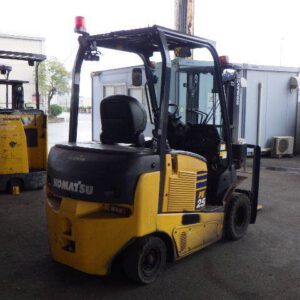 Xe nâng điện 2.5 tấn pin khô lithium Komatsu FE25-1