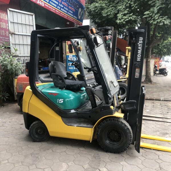 Xe nâng xăng 1.5 tấn Komatsu FG15C-20