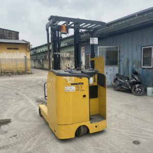 Xe nâng điện đứng lái 1.8 tấn Komatsu FB18RL-15