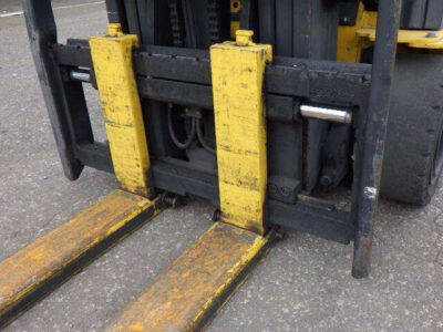 Xe nâng điện 2 tấn Komatsu FB20A-12