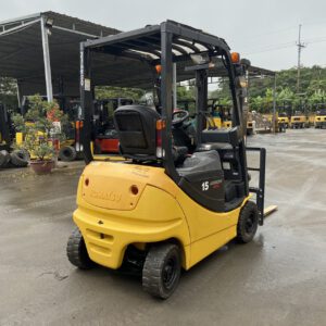 Xe nâng điện ngồi lái 1,5 tấn Komatsu FB15-12