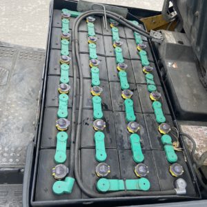 Xe nâng điện ngồi lái 1,5 tấn Komatsu FB15-1