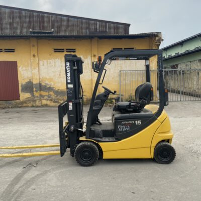 Xe nâng điện ngồi lái 1,5 tấn Komatsu FB15-1