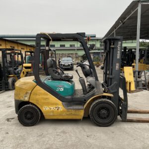 Xe nâng dầu 2,5 tấn Komatsu FD25C-16