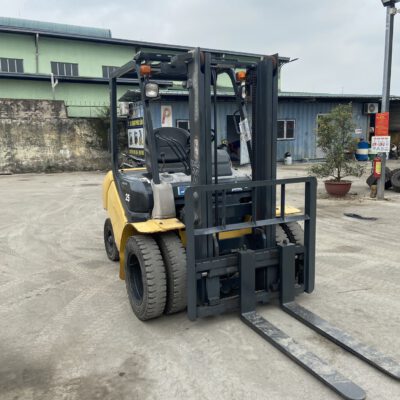 Xe nâng dầu 2,5 tấn Komatsu FD25C-17