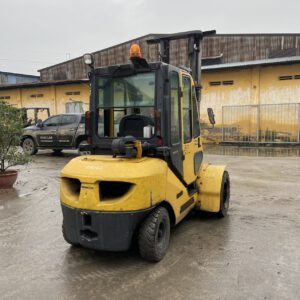 Xe nâng dầu 3 tấn Komatsu FD30HT-17